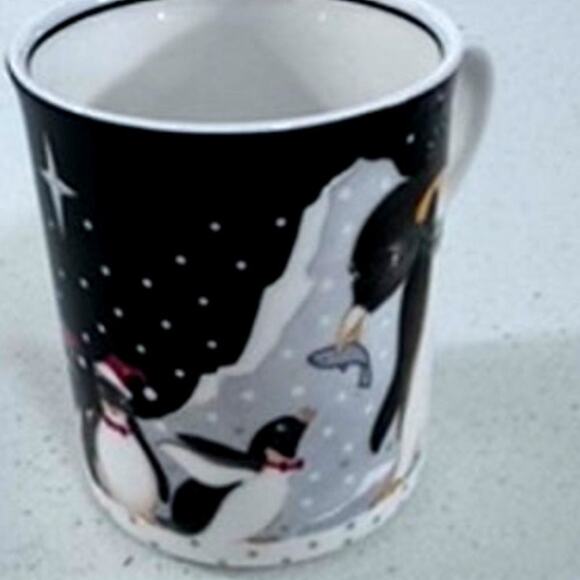 "NORITAKE" Epoch Christmas Party Mugs ,Penguins,Micro, Oven, and Dishwasher Safe - Picture 2 of 6